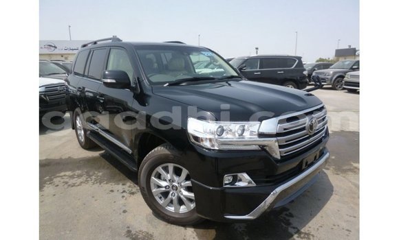 Acheter Import Voiture Toyota Land Cruiser Noir à Import - Dubai, Somalie Acheter Import Voiture Toyota Land Cruiser Noir à Import - Dubai, Somalie