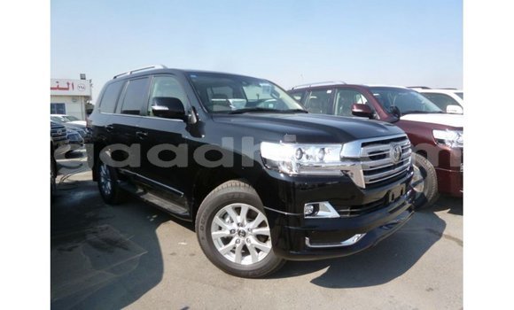 Acheter Import Voiture Toyota Land Cruiser Noir à Import - Dubai, Somalie Acheter Import Voiture Toyota Land Cruiser Noir à Import - Dubai, Somalie