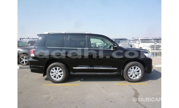 Acheter Import Voiture Toyota Land Cruiser Noir à Import - Dubai, Somalie Acheter Import Voiture Toyota Land Cruiser Noir à Import - Dubai, Somalie