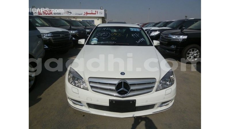 Big with watermark mercedes benz 200 somalia import dubai 3909