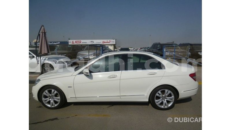 Big with watermark mercedes benz 200 somalia import dubai 3909