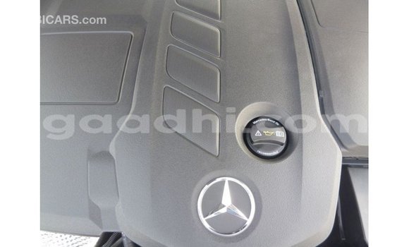 ይግዙ Imported Mercedes-Benz 190 ጥቁር መኪና በ Import - Dubai በ ሶማሊያ ይግዙ Imported Mercedes-Benz 190 ጥቁር መኪና በ Import - Dubai በ ሶማሊያ