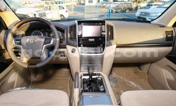 Buy Import Toyota Land Cruiser White Car in Import - Dubai in Somalia Buy Import Toyota Land Cruiser White Car in Import - Dubai in Somalia