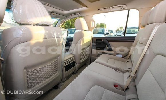 Buy Import Toyota Land Cruiser White Car in Import - Dubai in Somalia Buy Import Toyota Land Cruiser White Car in Import - Dubai in Somalia