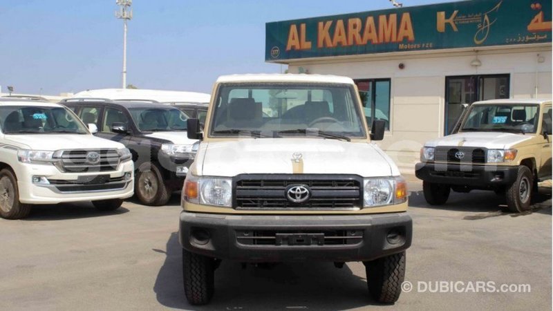 Big with watermark toyota land cruiser somalia import dubai 3926