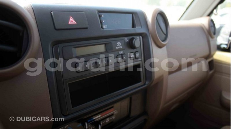 Big with watermark toyota land cruiser somalia import dubai 3926