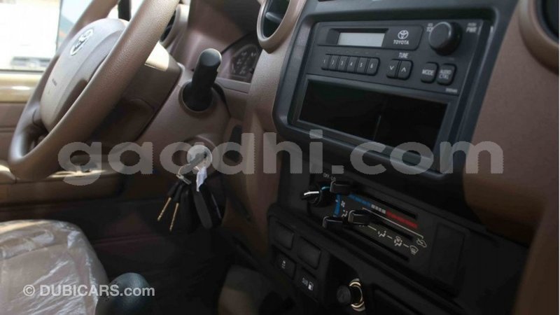 Big with watermark toyota land cruiser somalia import dubai 3926