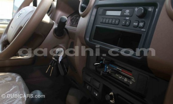 ይግዙ Imported Toyota Land Cruiser Beige መኪና በ Import - Dubai በ ሶማሊያ ይግዙ Imported Toyota Land Cruiser Beige መኪና በ Import - Dubai በ ሶማሊያ