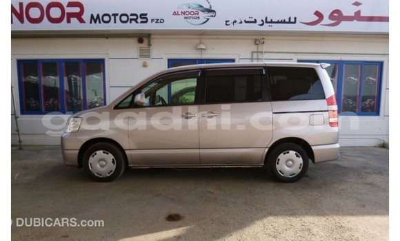 Acheter Import Voiture Toyota Voxy Autre à Import - Dubai, Somalie Acheter Import Voiture Toyota Voxy Autre à Import - Dubai, Somalie