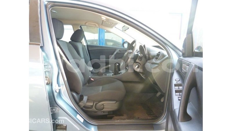 Big with watermark mazda 3 somalia import dubai 3931