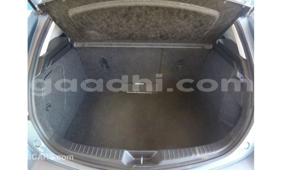 Acheter Import Voiture Mazda 3 Bleu à Import - Dubai, Somalie Acheter Import Voiture Mazda 3 Bleu à Import - Dubai, Somalie
