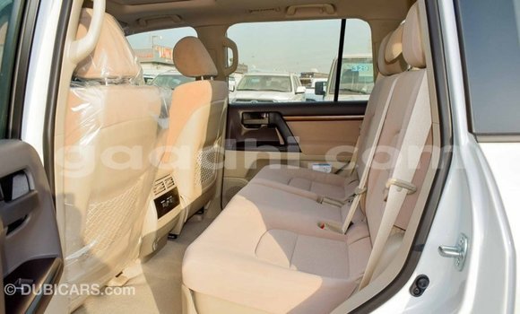 Buy Import Toyota Land Cruiser White Car in Import - Dubai in Somalia Buy Import Toyota Land Cruiser White Car in Import - Dubai in Somalia