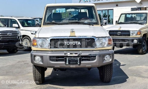Buy Import Toyota Land Cruiser Beige Car in Import - Dubai in Somalia Buy Import Toyota Land Cruiser Beige Car in Import - Dubai in Somalia