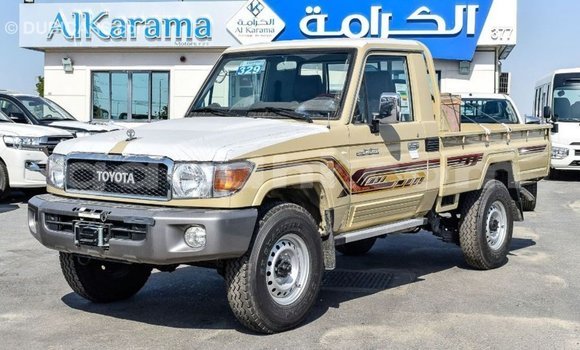 Buy Import Toyota Land Cruiser Beige Car in Import - Dubai in Somalia Buy Import Toyota Land Cruiser Beige Car in Import - Dubai in Somalia