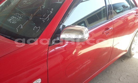 Oofamaa Toyota Verso Red Makiinaa iti Hargeysa keessatti Somaliland keessatti Oofamaa Toyota Verso Red Makiinaa iti Hargeysa keessatti Somaliland keessatti