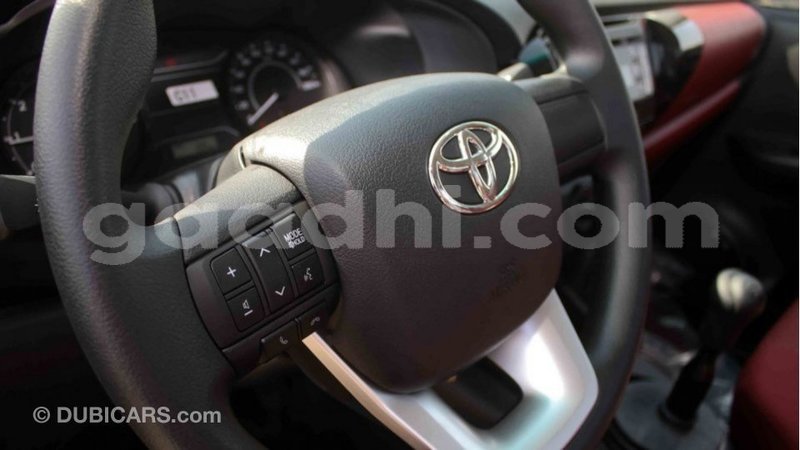 Big with watermark toyota hilux somalia import dubai 3939