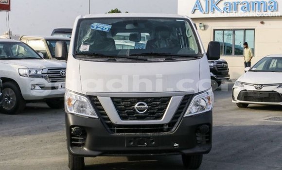 Nunua Imported Nissan Urvan Nyeupe Gari ndani ya Import - Dubai nchini Somalia Nunua Imported Nissan Urvan Nyeupe Gari ndani ya Import - Dubai nchini Somalia