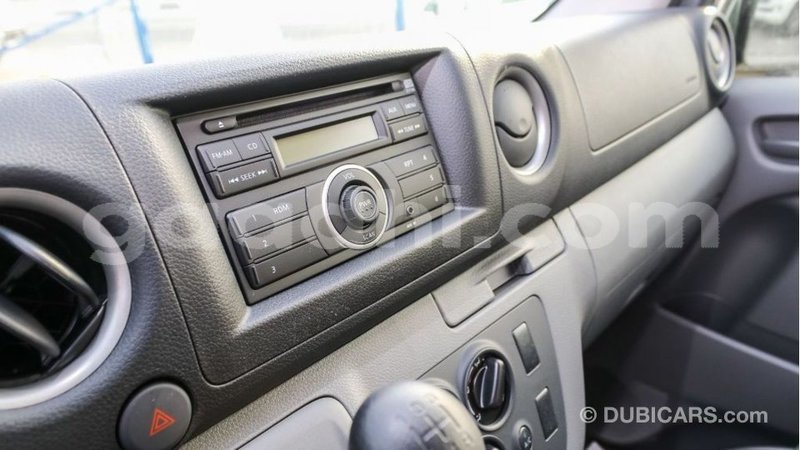 Big with watermark nissan urvan somalia import dubai 3943