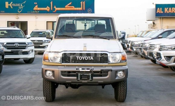 Buy Import Toyota Land Cruiser Beige Car in Import - Dubai in Somalia Buy Import Toyota Land Cruiser Beige Car in Import - Dubai in Somalia