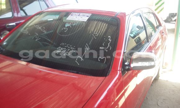 Oofamaa Toyota Verso Red Makiinaa iti Hargeysa keessatti Somaliland keessatti Oofamaa Toyota Verso Red Makiinaa iti Hargeysa keessatti Somaliland keessatti