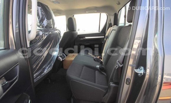 ይግዙ Imported Toyota Hilux ሌላ መኪና በ Import - Dubai በ ሶማሊያ ይግዙ Imported Toyota Hilux ሌላ መኪና በ Import - Dubai በ ሶማሊያ
