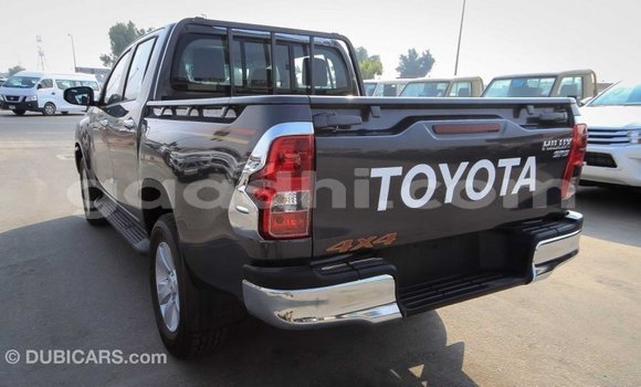 ይግዙ Imported Toyota Hilux ሌላ መኪና በ Import - Dubai በ ሶማሊያ ይግዙ Imported Toyota Hilux ሌላ መኪና በ Import - Dubai በ ሶማሊያ