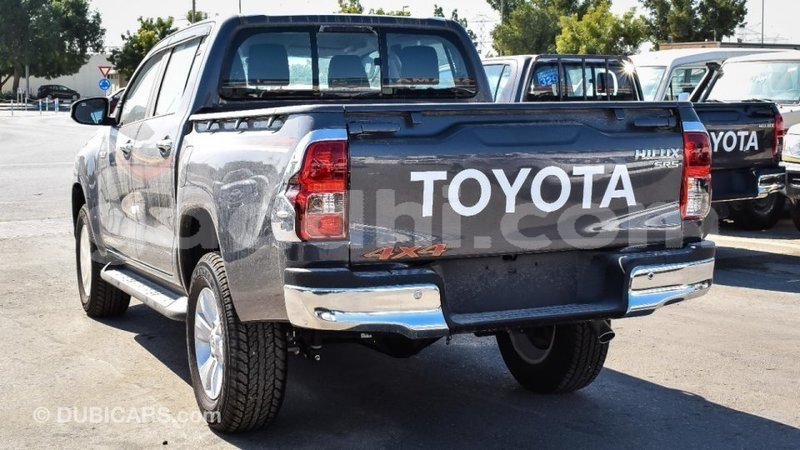 Big with watermark toyota hilux somalia import dubai 3959