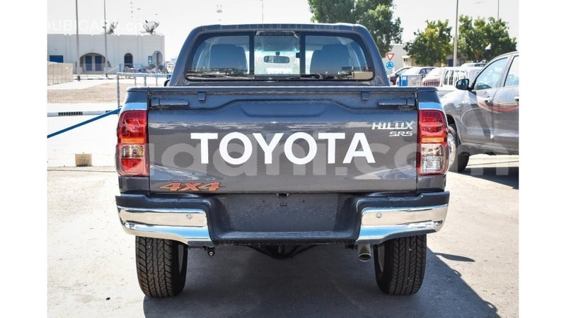 Big with watermark toyota hilux somalia import dubai 3959
