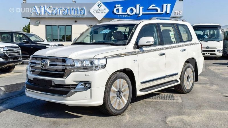 Big with watermark toyota land cruiser somalia import dubai 3960