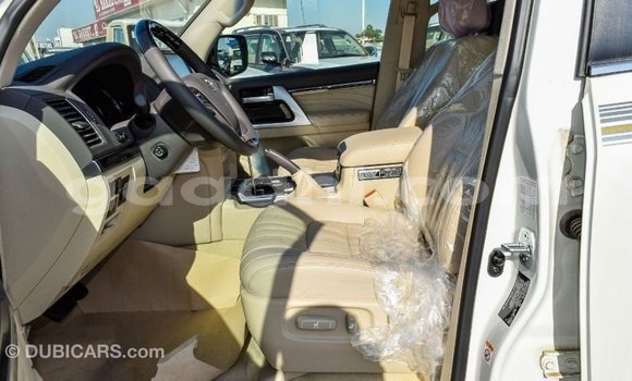 Buy Import Toyota Land Cruiser White Car in Import - Dubai in Somalia Buy Import Toyota Land Cruiser White Car in Import - Dubai in Somalia