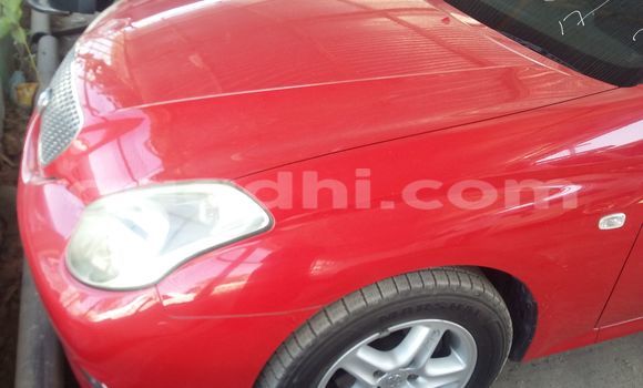 Oofamaa Toyota Verso Red Makiinaa iti Hargeysa keessatti Somaliland keessatti Oofamaa Toyota Verso Red Makiinaa iti Hargeysa keessatti Somaliland keessatti