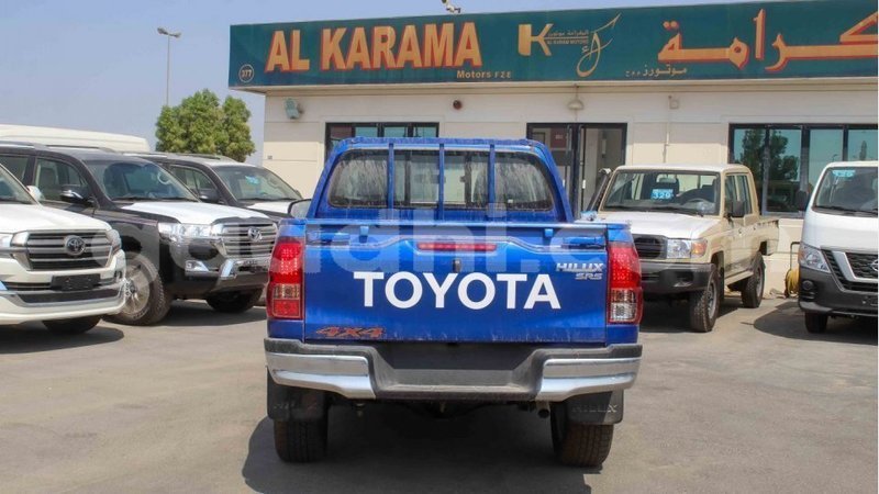 Big with watermark toyota hilux somalia import dubai 3963
