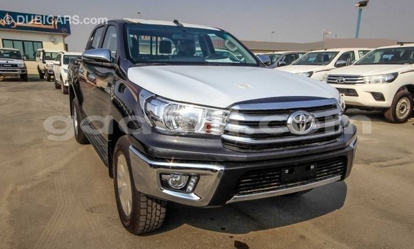 ይግዙ Imported Toyota Hilux ጥቁር መኪና በ Import - Dubai በ ሶማሊያ ይግዙ Imported Toyota Hilux ጥቁር መኪና በ Import - Dubai በ ሶማሊያ