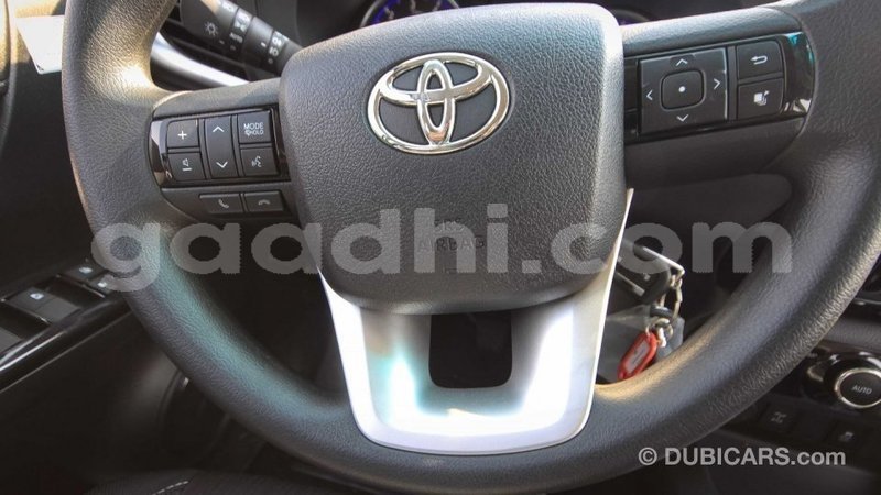 Big with watermark toyota hilux somalia import dubai 3964