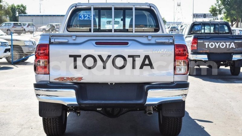 Big with watermark toyota hilux somalia import dubai 3966