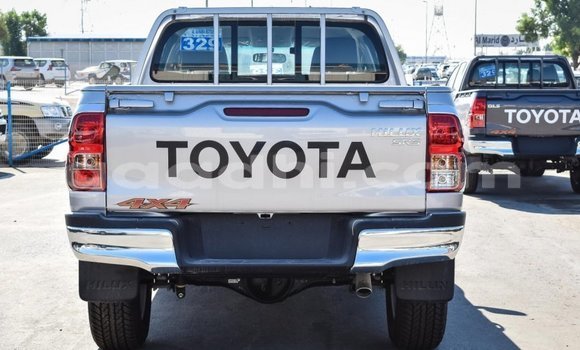 Nunua Imported Toyota Hilux Nyingine Gari ndani ya Import - Dubai nchini Somalia Nunua Imported Toyota Hilux Nyingine Gari ndani ya Import - Dubai nchini Somalia