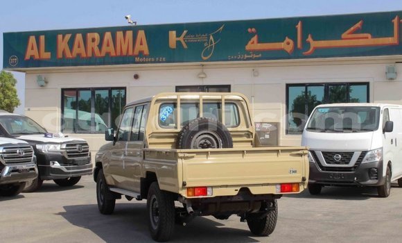 ይግዙ Imported Toyota Land Cruiser Beige መኪና በ Import - Dubai በ ሶማሊያ ይግዙ Imported Toyota Land Cruiser Beige መኪና በ Import - Dubai በ ሶማሊያ
