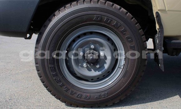 ይግዙ Imported Toyota Land Cruiser Beige መኪና በ Import - Dubai በ ሶማሊያ ይግዙ Imported Toyota Land Cruiser Beige መኪና በ Import - Dubai በ ሶማሊያ