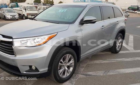 ይግዙ Imported Toyota Highlander ሌላ መኪና በ Import - Dubai በ ሶማሊያ ይግዙ Imported Toyota Highlander ሌላ መኪና በ Import - Dubai በ ሶማሊያ