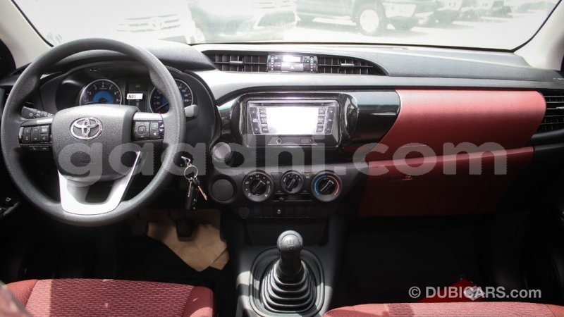 Big with watermark toyota hilux somalia import dubai 3973