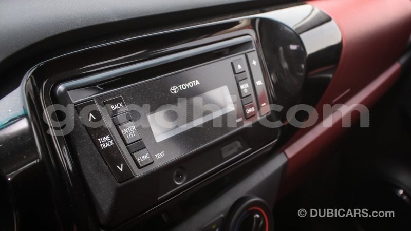 Big with watermark toyota hilux somalia import dubai 3973