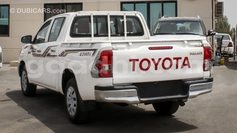 Big with watermark toyota hilux somalia import dubai 3973