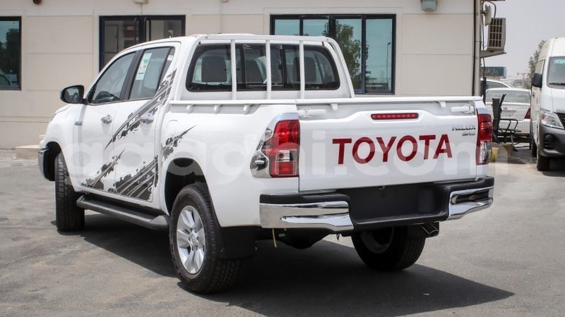 Big with watermark toyota hilux somalia import dubai 3974