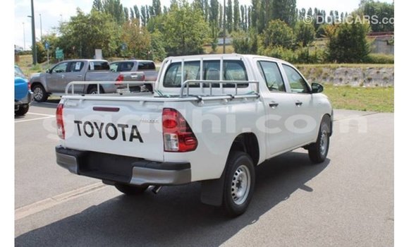 Buy Import Toyota Hilux White Car in Import - Dubai in Somalia Buy Import Toyota Hilux White Car in Import - Dubai in Somalia