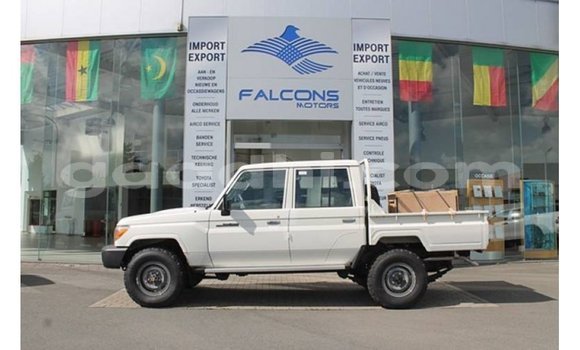 Buy Import Toyota Land Cruiser White Car in Import - Dubai in Somalia Buy Import Toyota Land Cruiser White Car in Import - Dubai in Somalia