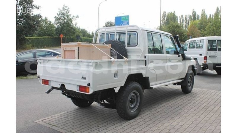 Big with watermark toyota land cruiser somalia import dubai 3980