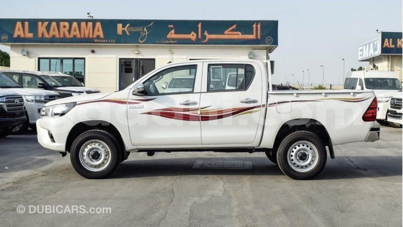 Big with watermark toyota hilux somalia import dubai 3984