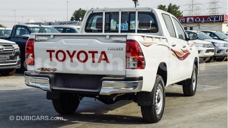 Big with watermark toyota hilux somalia import dubai 3984