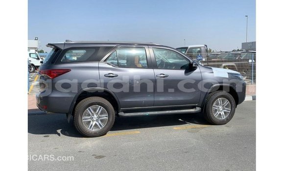 ይግዙ Imported Toyota Fortuner ሌላ መኪና በ Import - Dubai በ ሶማሊያ ይግዙ Imported Toyota Fortuner ሌላ መኪና በ Import - Dubai በ ሶማሊያ