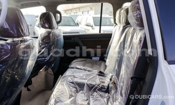 Buy Import Toyota Land Cruiser White Car in Import - Dubai in Somalia Buy Import Toyota Land Cruiser White Car in Import - Dubai in Somalia